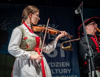 Niedziela na dużej scenie TKB w Wiśle